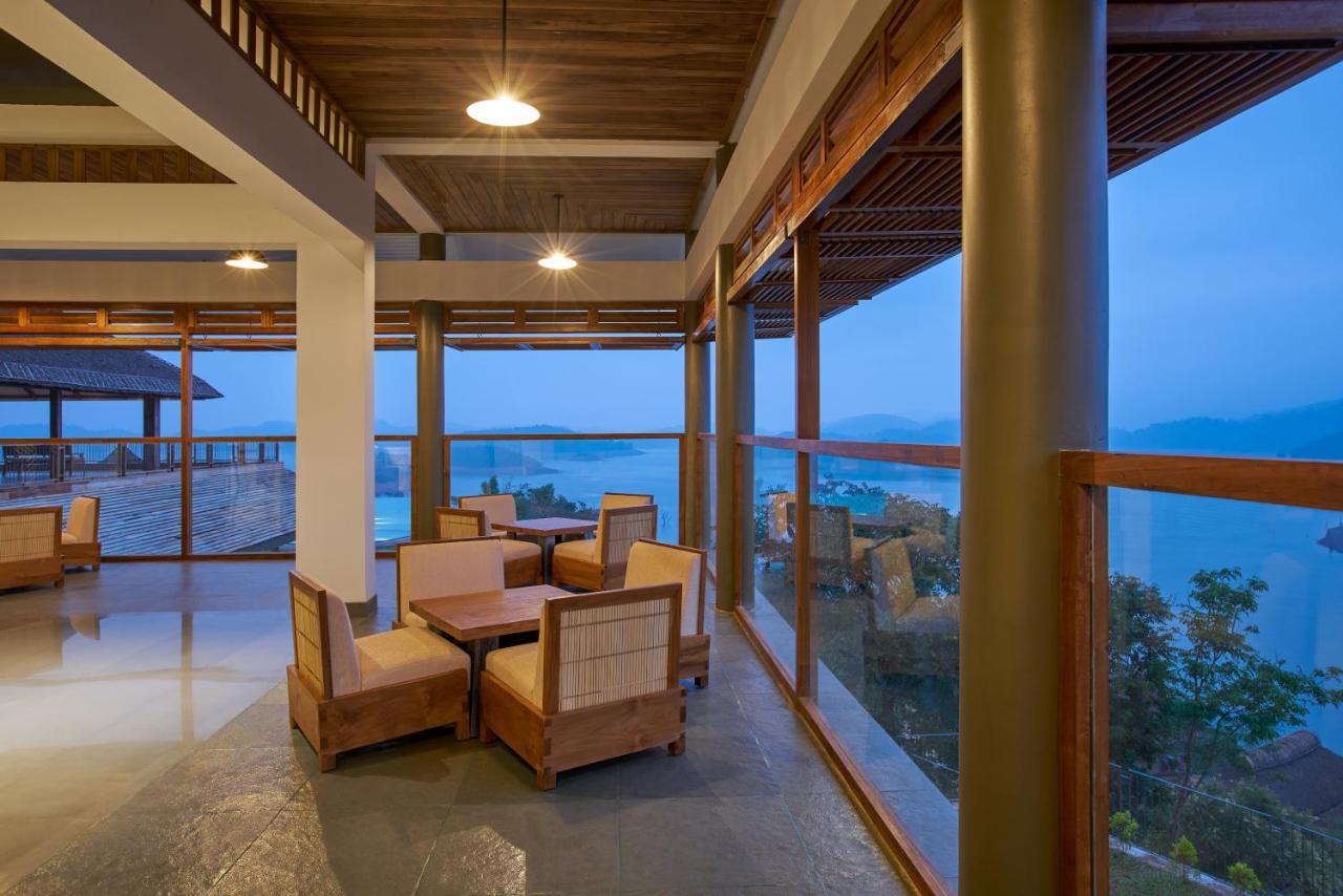 Mountain Shadows Resort วายานาด ภายนอก รูปภาพ
