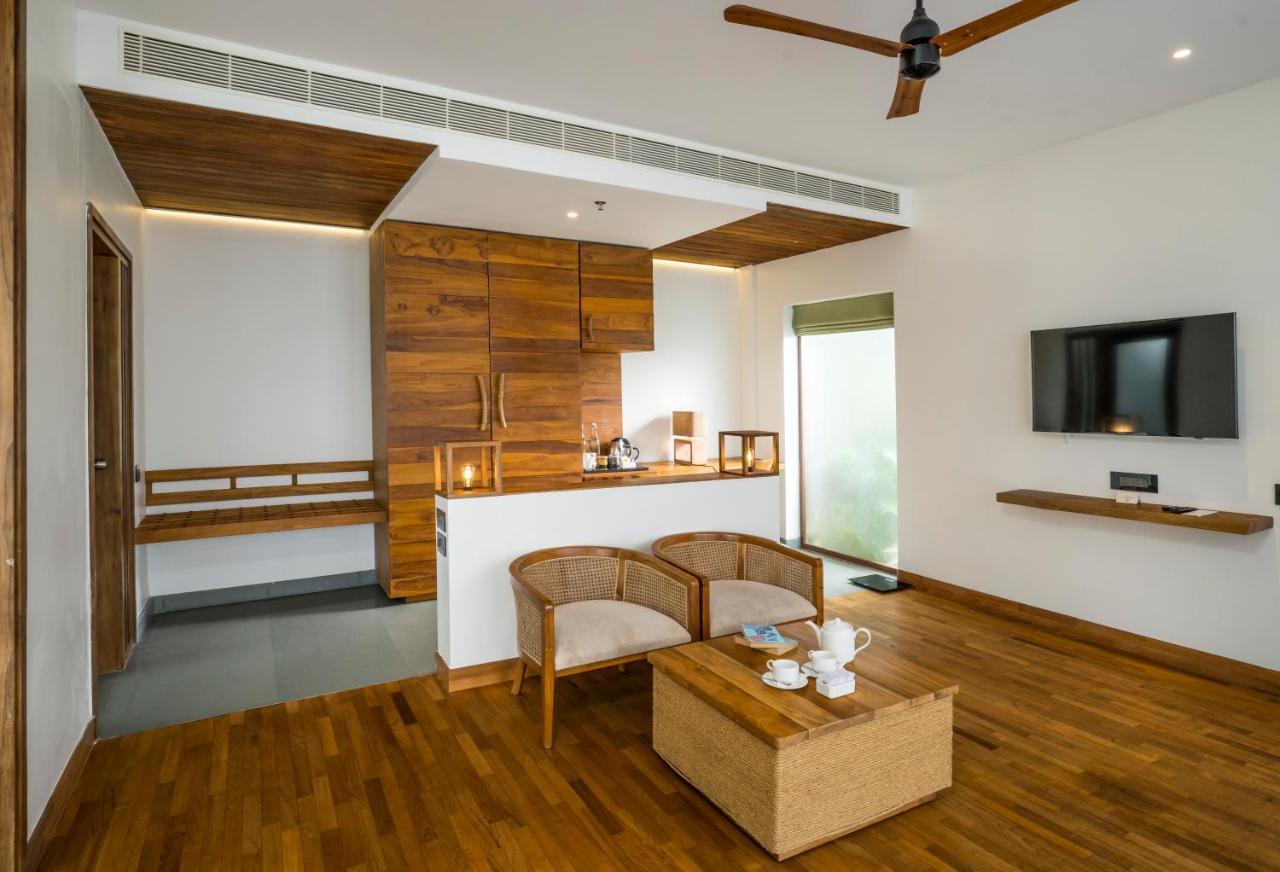 Mountain Shadows Resort วายานาด ภายนอก รูปภาพ