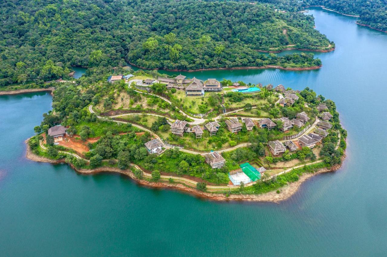 Mountain Shadows Resort วายานาด ภายนอก รูปภาพ